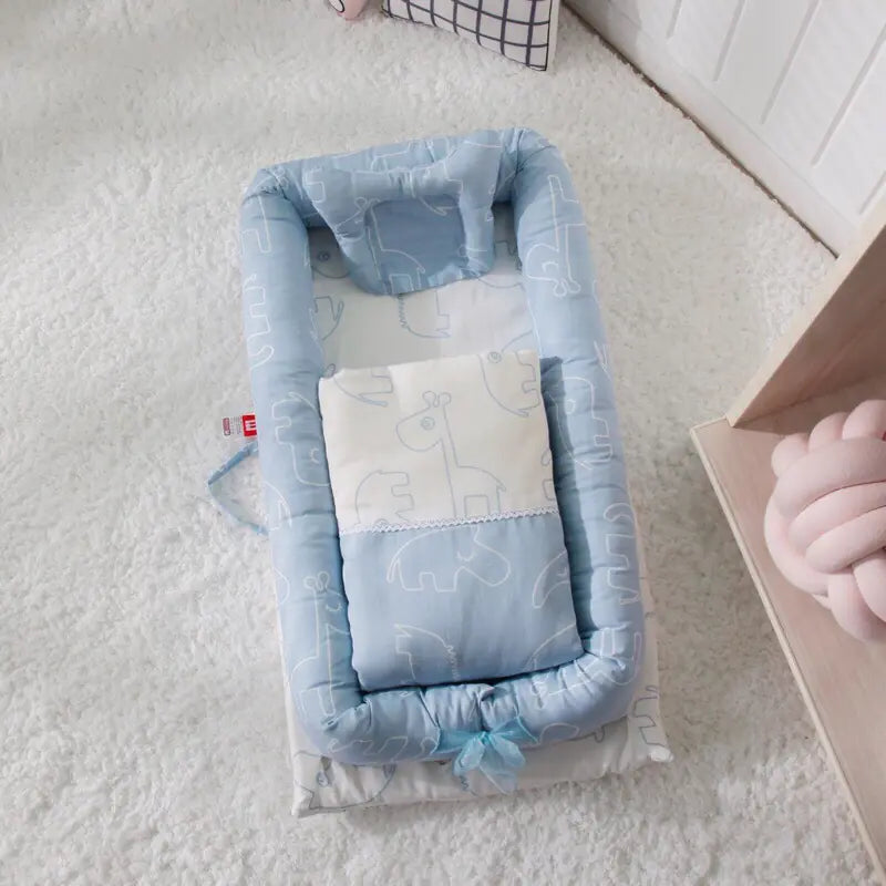Portable Anti-Fright Bed for Newborns