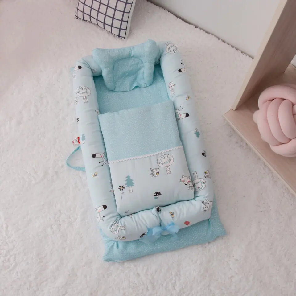 Portable Anti-Fright Bed for Newborns